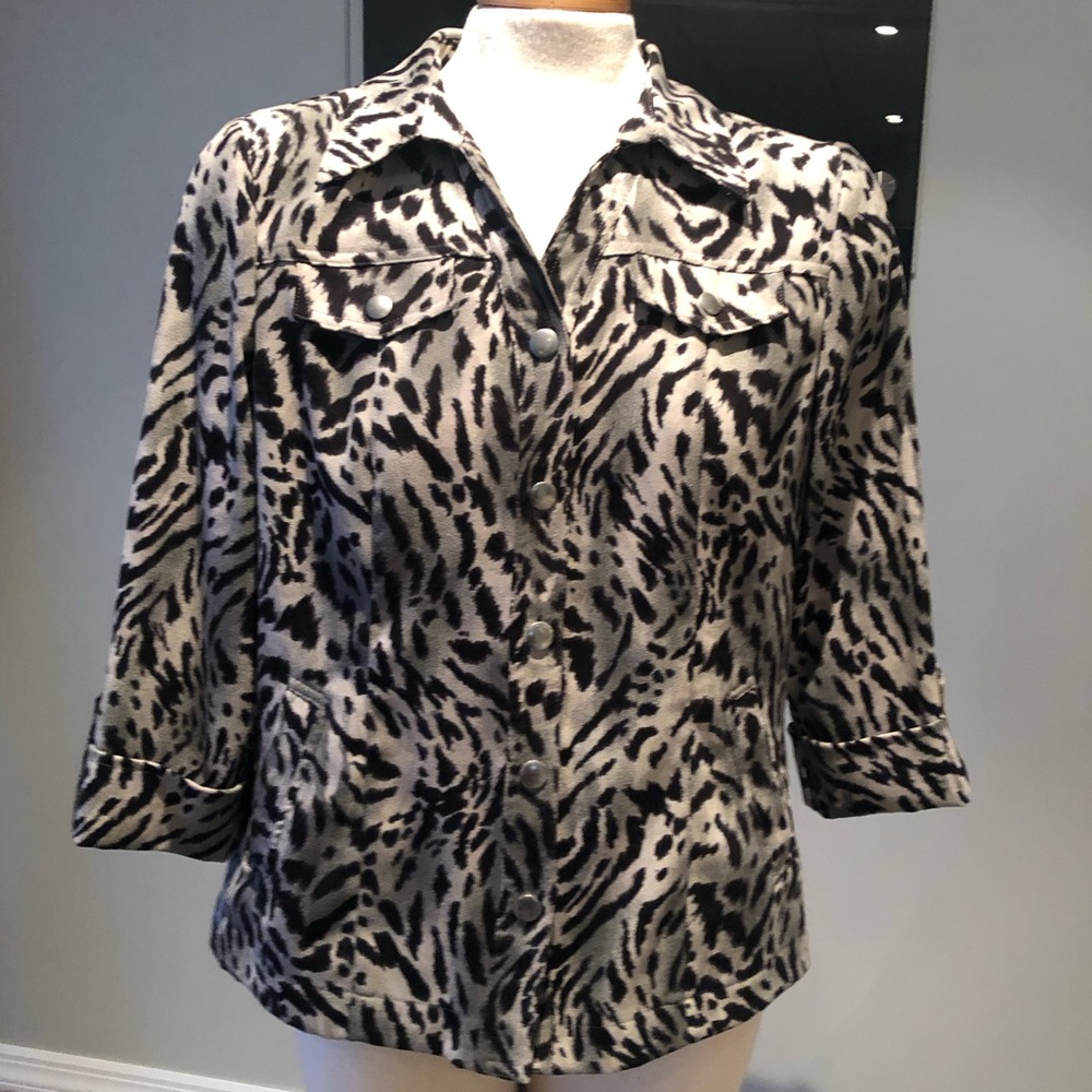 JM Collection Petite Animal Print Shacket